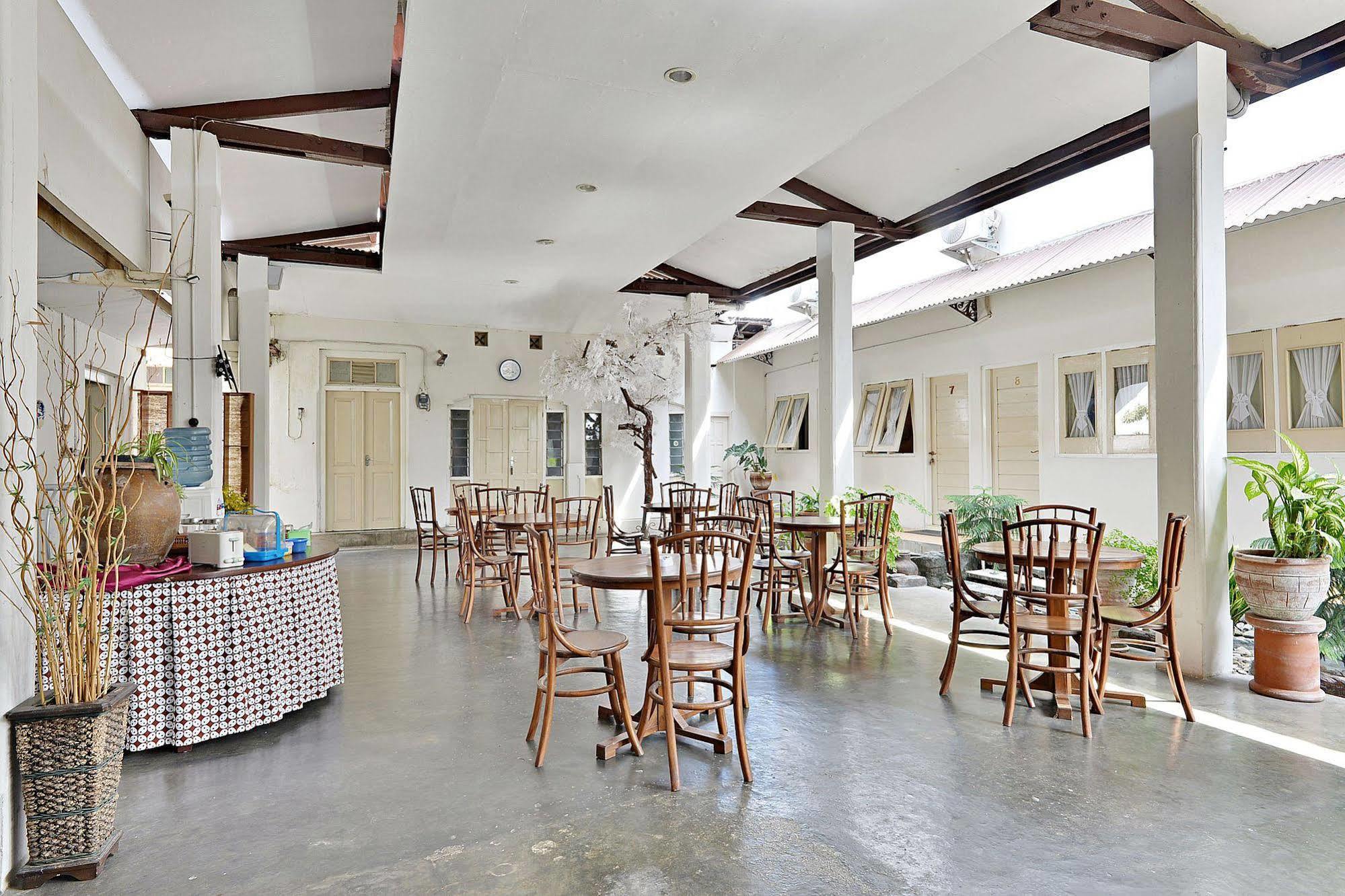 יוגיאקרטה Zen Rooms Panembahan Kraton מראה חיצוני תמונה